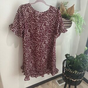 Chic Burgundy and White Cheetah Print Dress